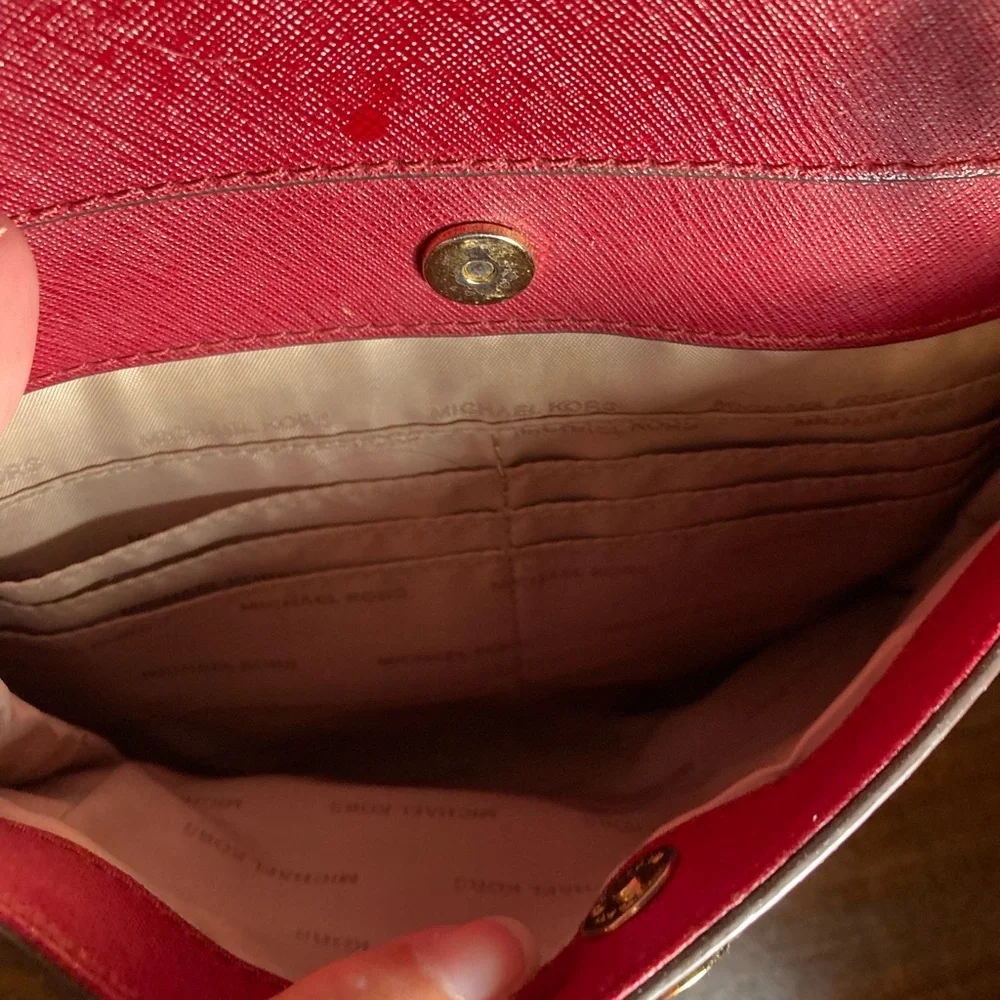 Michael Kors BURGANDY SIGNATURE Tote Bag